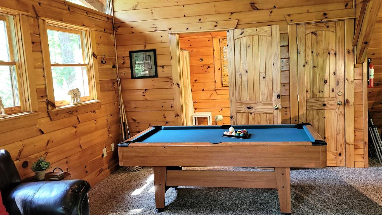 Mountain Joy -Private Treehouse Style Cabin That Sleeps 4-Free Tickets Gatlinburg Exterior foto