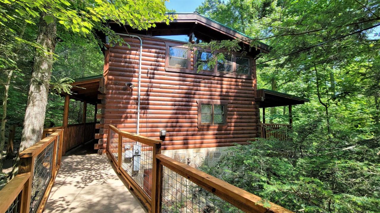 Mountain Joy -Private Treehouse Style Cabin That Sleeps 4-Free Tickets Gatlinburg Exterior foto